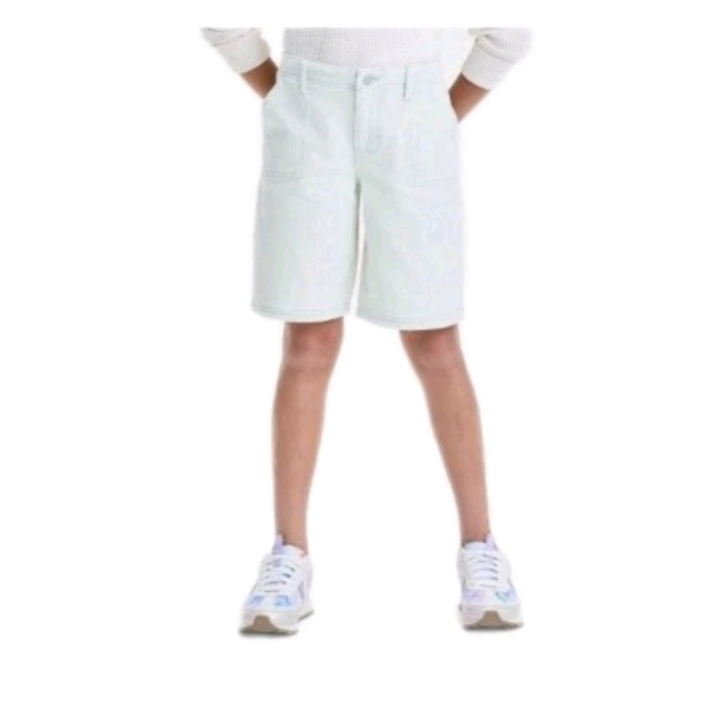 Art Class Mid Rise Baggy Bermuda Shorts Girls Large NWT Light Wash